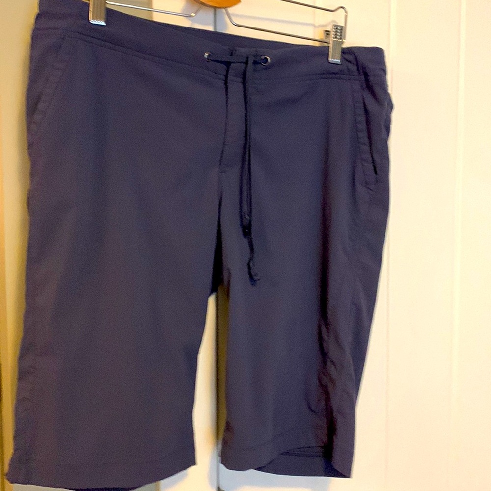 Columbia Bermuda Shorts